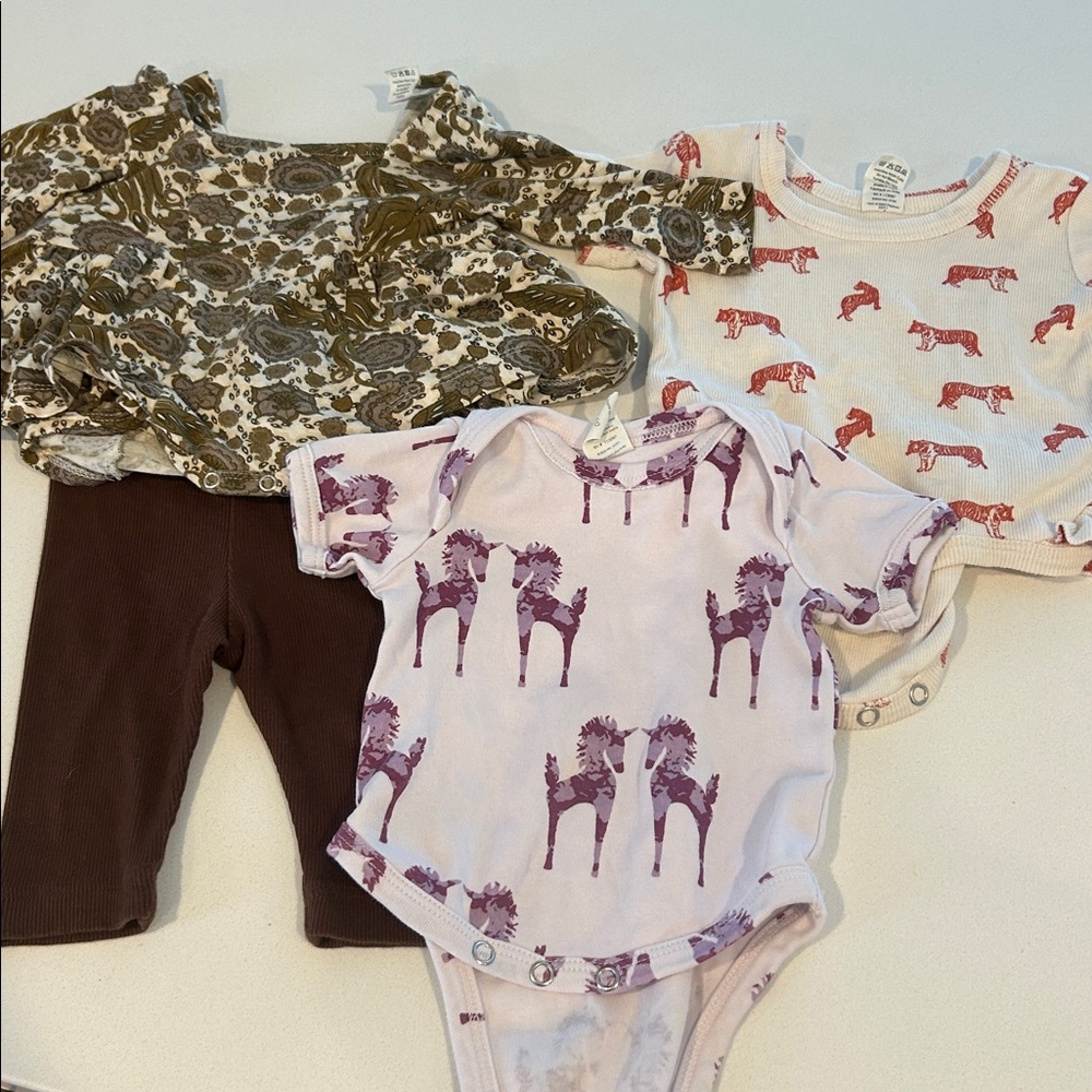Kate Quinn tops bundle